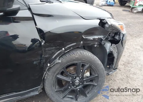 2021 Nissan Kicks Sr Xtronic Cvt z USA, uszkodzony, nr VIN 3N1CP5DV3ML557833